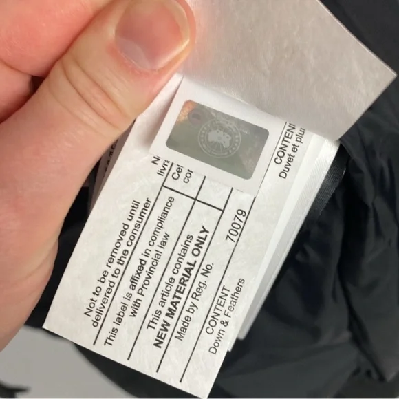 Women's Black Cananda Goose Parka Coat - Picture 3 of 8